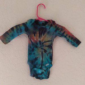 Homemade tie dye onesie 0-3 months long sleeve